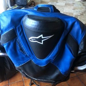 Motorcycle jacket